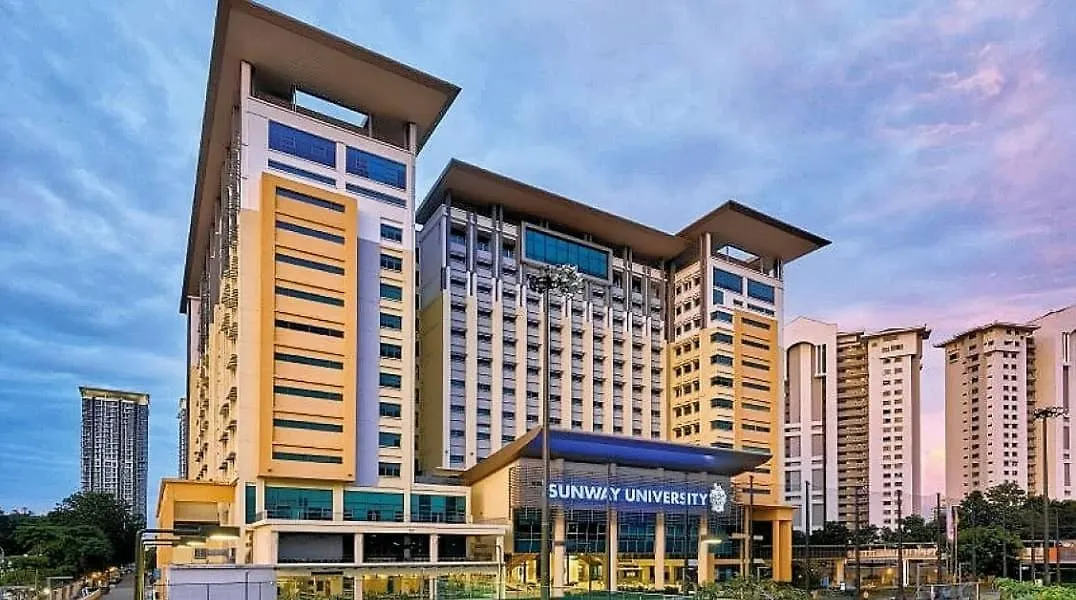 Apartment The Grand Ss15 Beside Inti College Near Sunway Pyramid And Sunway Lagoon Subang Jaya