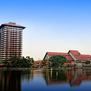 5* Hotel & Subang